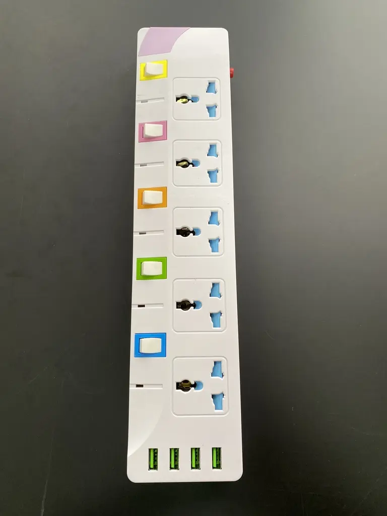 xLab 5 Universal Sockets + 4 USB - 1.5 Meters, Pure Copper Power Extension Board with 5 Individual Switches (XEC-815USB)